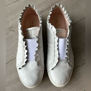 Kate Spade Lance Ruffle white leather sneaker - size 9